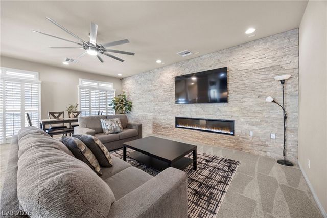 6026 Montana Peak Avenue, Las Vegas, NV 89139