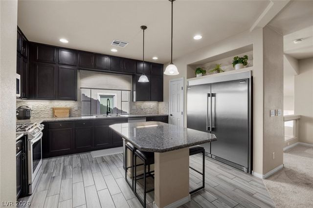 6026 Montana Peak Avenue, Las Vegas, NV 89139