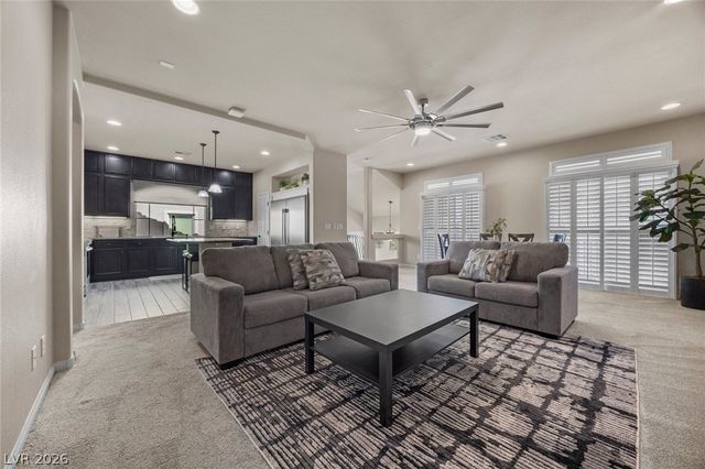6026 Montana Peak Avenue, Las Vegas, NV 89139