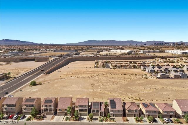 6026 Montana Peak Avenue, Las Vegas, NV 89139