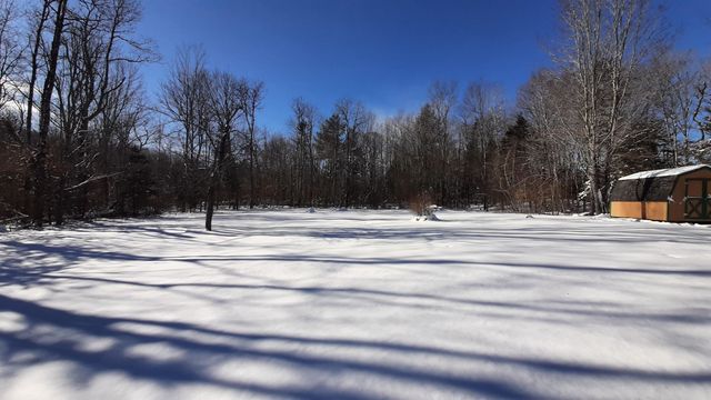 188 Station Road, Mount Holly, VT 05758