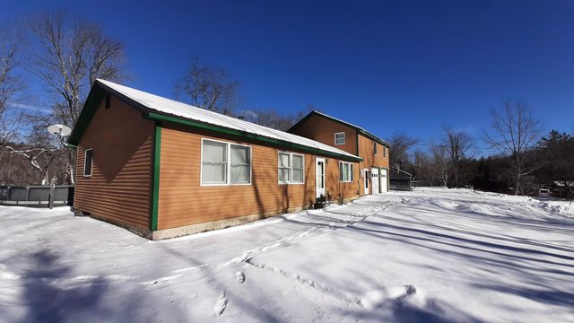 188 Station Road, Mount Holly, VT 05758
