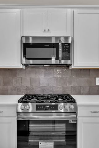 564 Nightengale Ridge Drive, Columbia, TN 38401