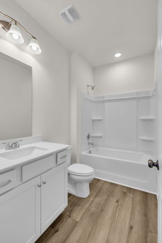 564 Nightengale Ridge Drive, Columbia, TN 38401