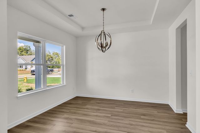 564 Nightengale Ridge Drive, Columbia, TN 38401