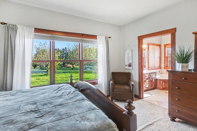 24607 County Road 36, Goshen, IN 46526