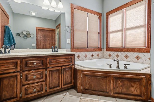 24607 County Road 36, Goshen, IN 46526