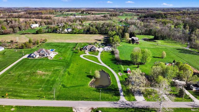 24607 County Road 36, Goshen, IN 46526