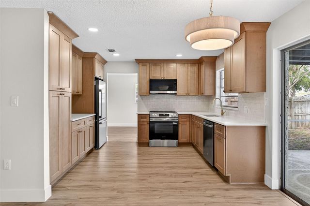 180 FLORIDA BOULEVARD, Merritt Island, FL 32953