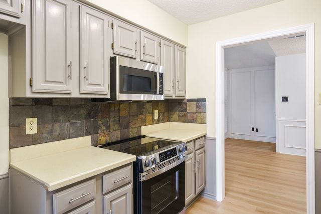 2014 Chalfont Drive, Carrollton, TX 75007