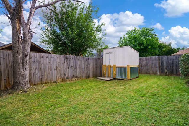 2014 Chalfont Drive, Carrollton, TX 75007
