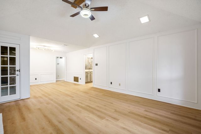 2014 Chalfont Drive, Carrollton, TX 75007