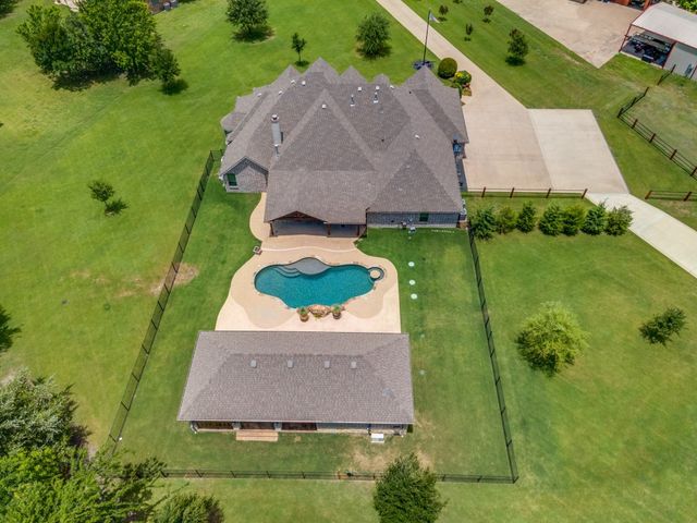 9721 Sunset Drive, Lavon, TX 75166