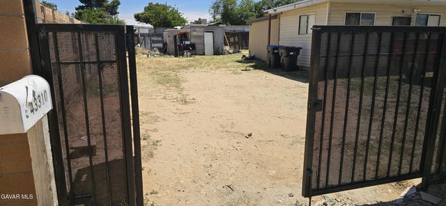 43310 Fairglen Road, Lancaster, CA 93535
