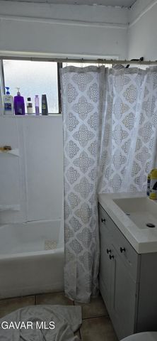 43310 Fairglen Road, Lancaster, CA 93535