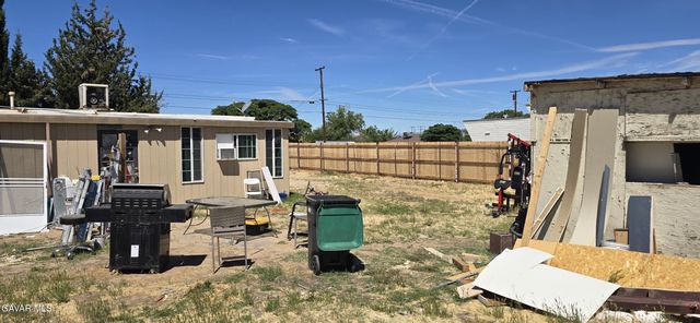 43310 Fairglen Road, Lancaster, CA 93535