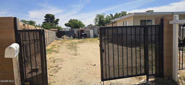 43310 Fairglen Road, Lancaster, CA 93535