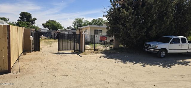 43310 Fairglen Road, Lancaster, CA 93535