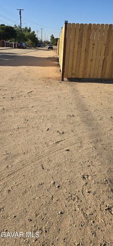 43310 Fairglen Road, Lancaster, CA 93535