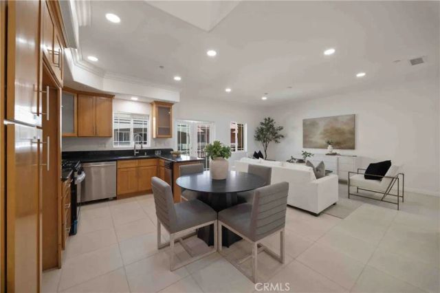 8259 Golden Circle, Garden Grove, CA 92844