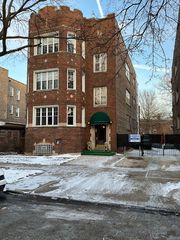 7817 S Phillips Avenue 1, Chicago, IL 60649