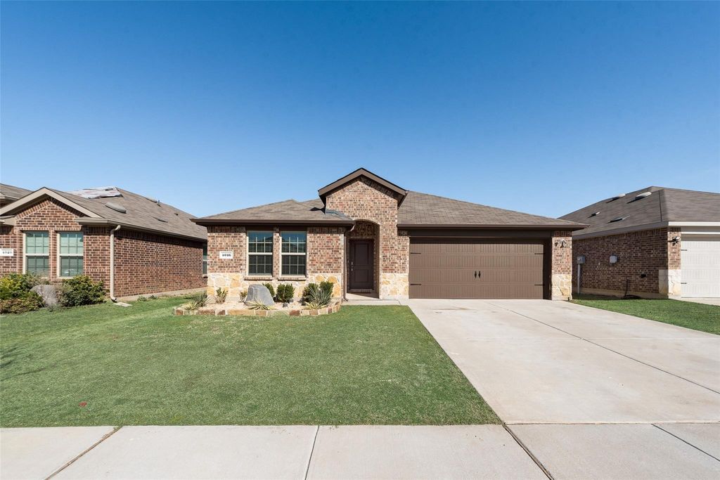 4016 Huntington Drive, Denton, TX 76209