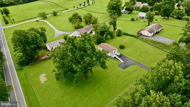 9787 LEES MILL RD, Warrenton, VA 20186