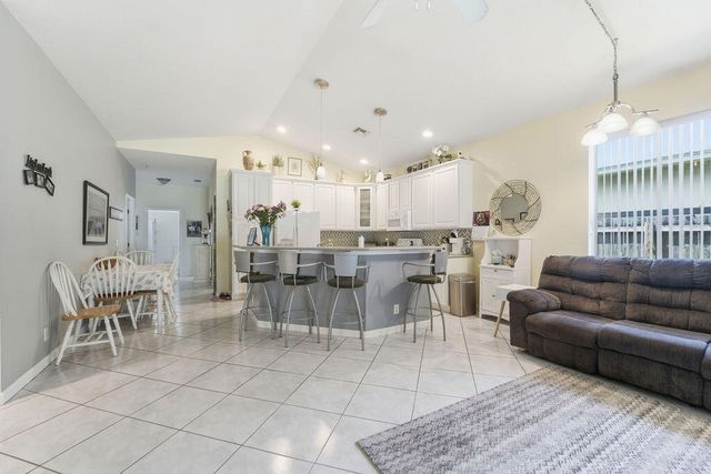 17664 Cinquez Park Road W, Jupiter, FL 33458