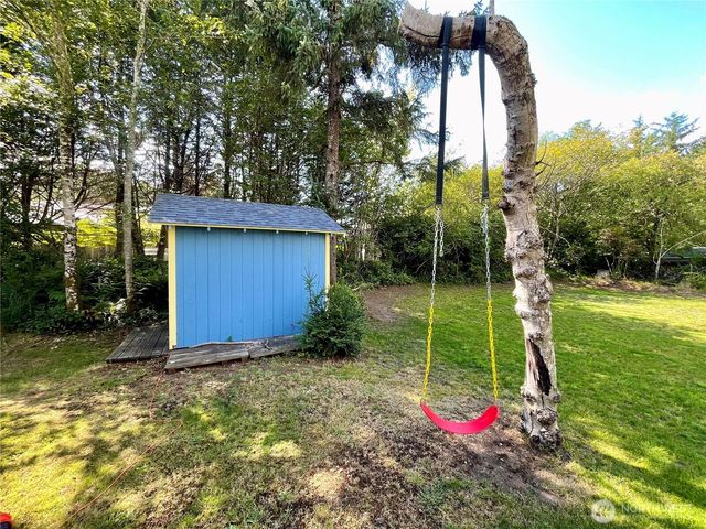 783 Evergreen Avenue SE, Ocean Shores, WA 98569