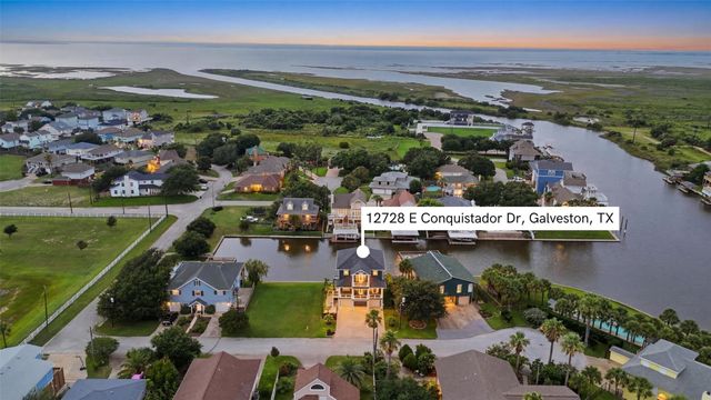 12728 E Conquistador, Galveston, TX 77554