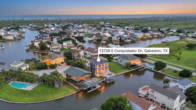 12728 E Conquistador, Galveston, TX 77554
