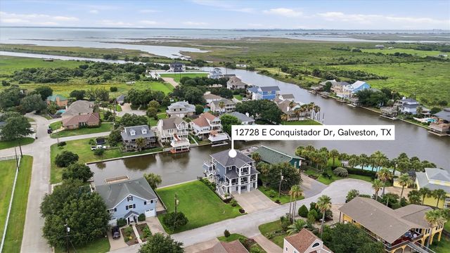 12728 E Conquistador, Galveston, TX 77554