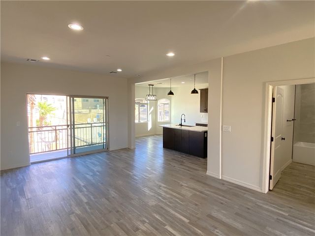 890 Florence Avenue 203, Bullhead City, AZ 86429