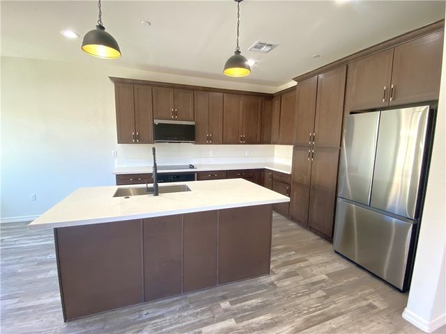 890 Florence Avenue 203, Bullhead City, AZ 86429