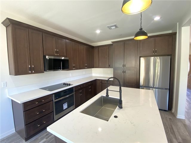 890 Florence Avenue 203, Bullhead City, AZ 86429