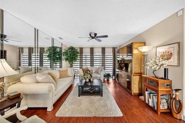 13022 SW 113th Pl, Miami, FL 33176