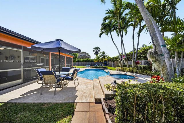 13022 SW 113th Pl, Miami, FL 33176