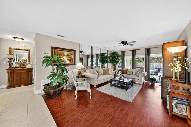 13022 SW 113th Pl, Miami, FL 33176