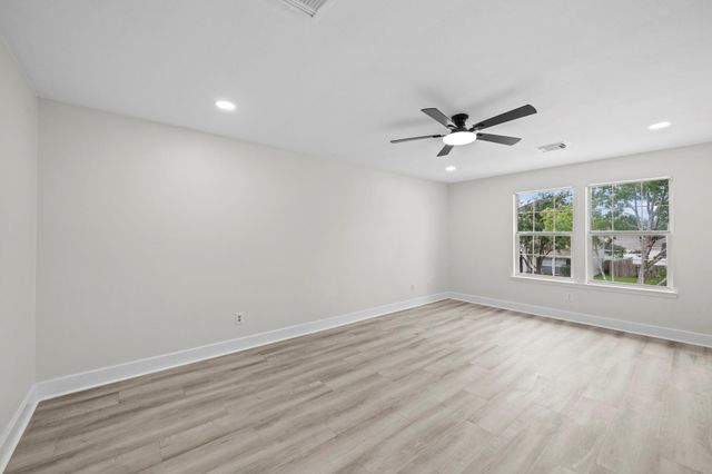 11720 Longwood Garden Way, Houston, TX 77047