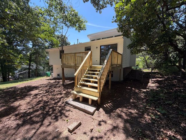 8911 Quail Run Drive, Chattanooga, TN 37421