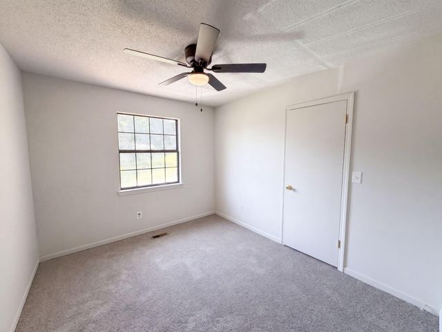 8911 Quail Run Drive, Chattanooga, TN 37421