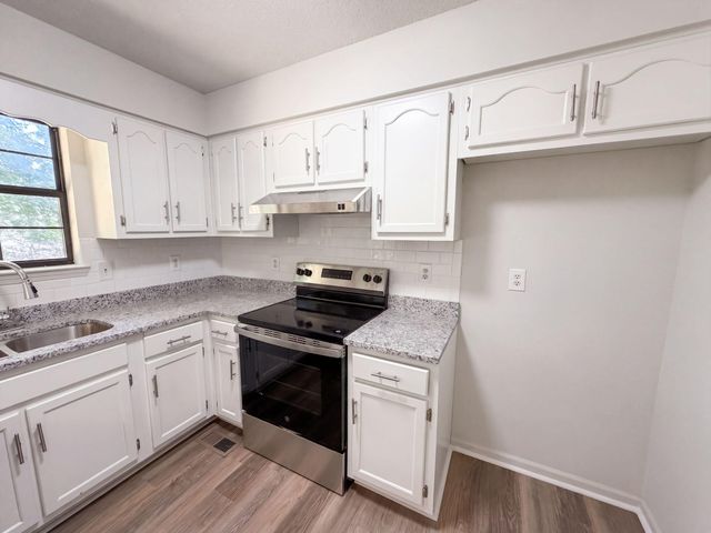 8911 Quail Run Drive, Chattanooga, TN 37421