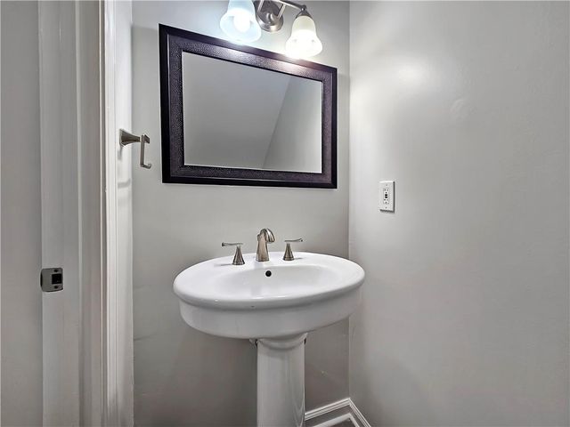 5158 Afton Way SE, Smyrna, GA 30080