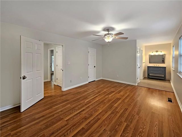 5158 Afton Way SE, Smyrna, GA 30080