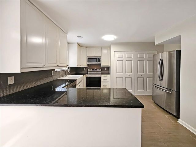 5158 Afton Way SE, Smyrna, GA 30080