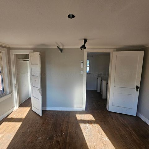 1919 S HARRISON Street, Amarillo, TX 79109