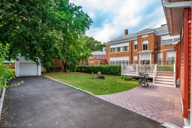 848 Cross Ave, Elizabeth City, NJ 07208