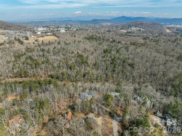 12 Falling Waters Trail, Arden, NC 28704