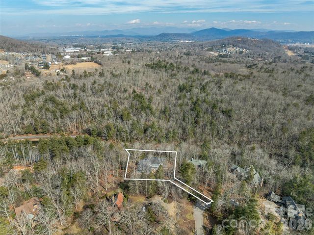 12 Falling Waters Trail, Arden, NC 28704