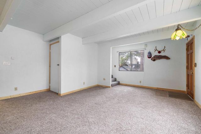 542 Cottage Lane, Big Bear, CA 92315